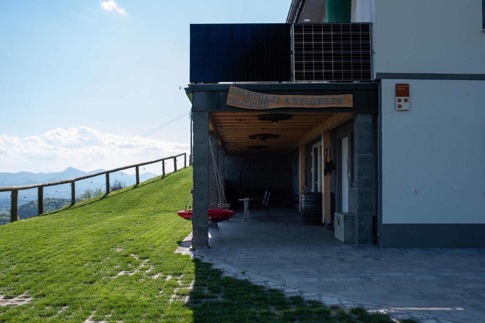 Apartmaji Gracner Dramlje Esterno foto